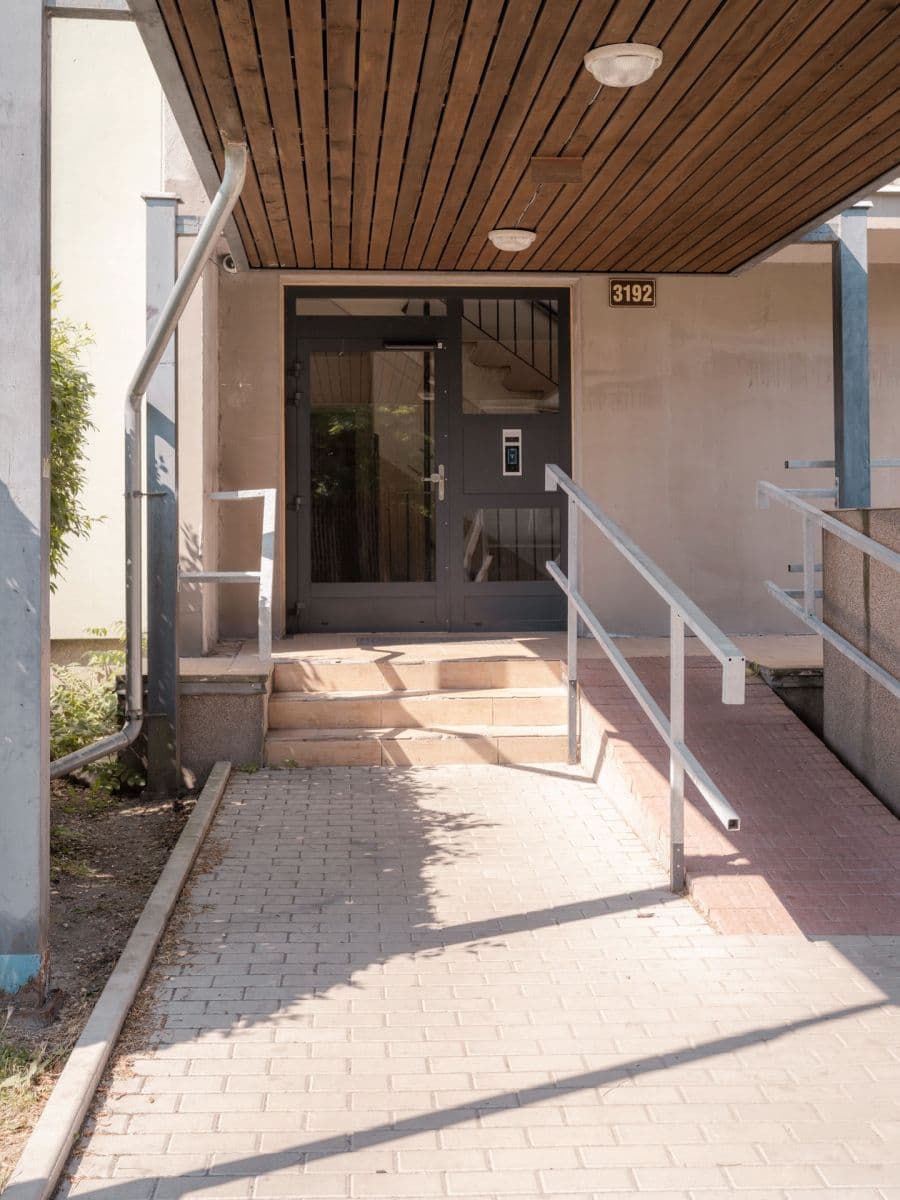 Prodej bytu 2+1 59 m², Čs. armády, Kladno, Středočeský kraj Prodej bytu 2+1 59 m², Čs. armády, Kladno, Středočeský kraj