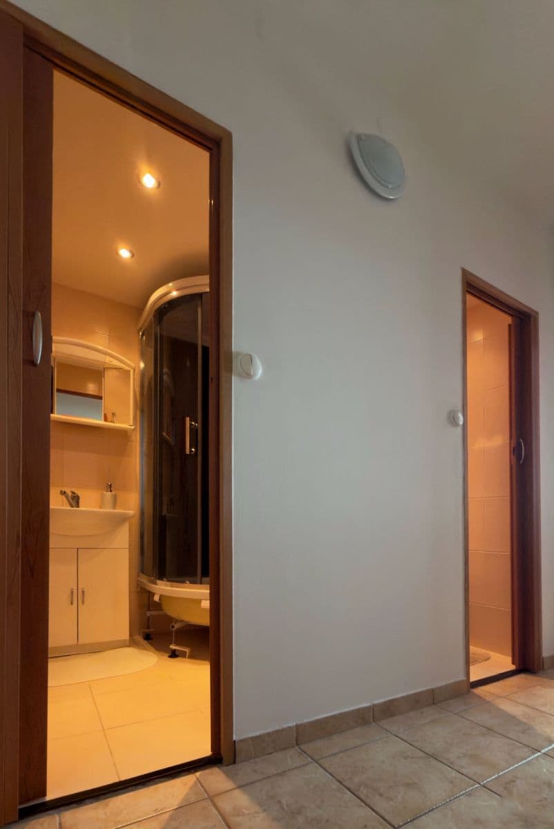 Prodej bytu 2+1 59 m², Čs. armády, Kladno, Středočeský kraj Prodej bytu 2+1 59 m², Čs. armády, Kladno, Středočeský kraj