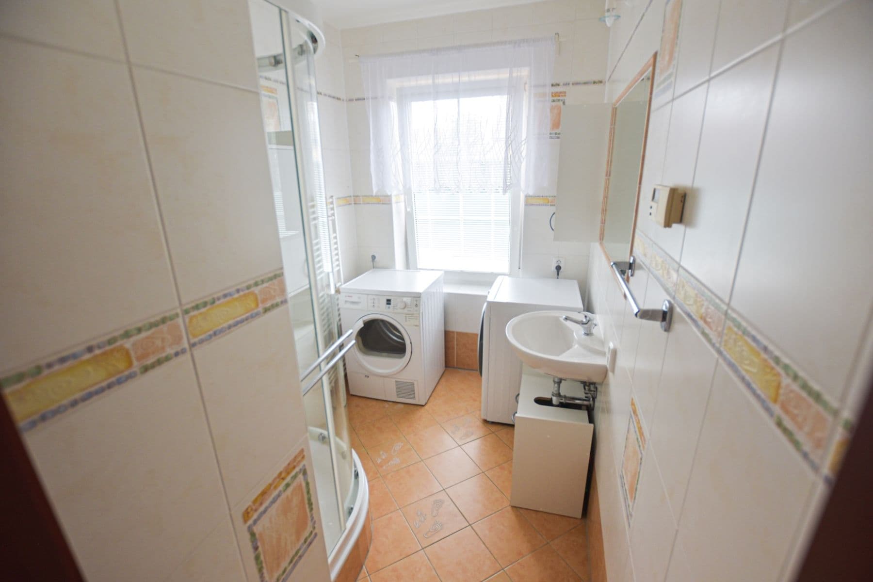 Prodej domu 180 m², pozemek 1.124 m², Nová Ves, Středočeský kraj Prodej domu 180 m², pozemek 1.124 m², Nová Ves, Středočeský kraj