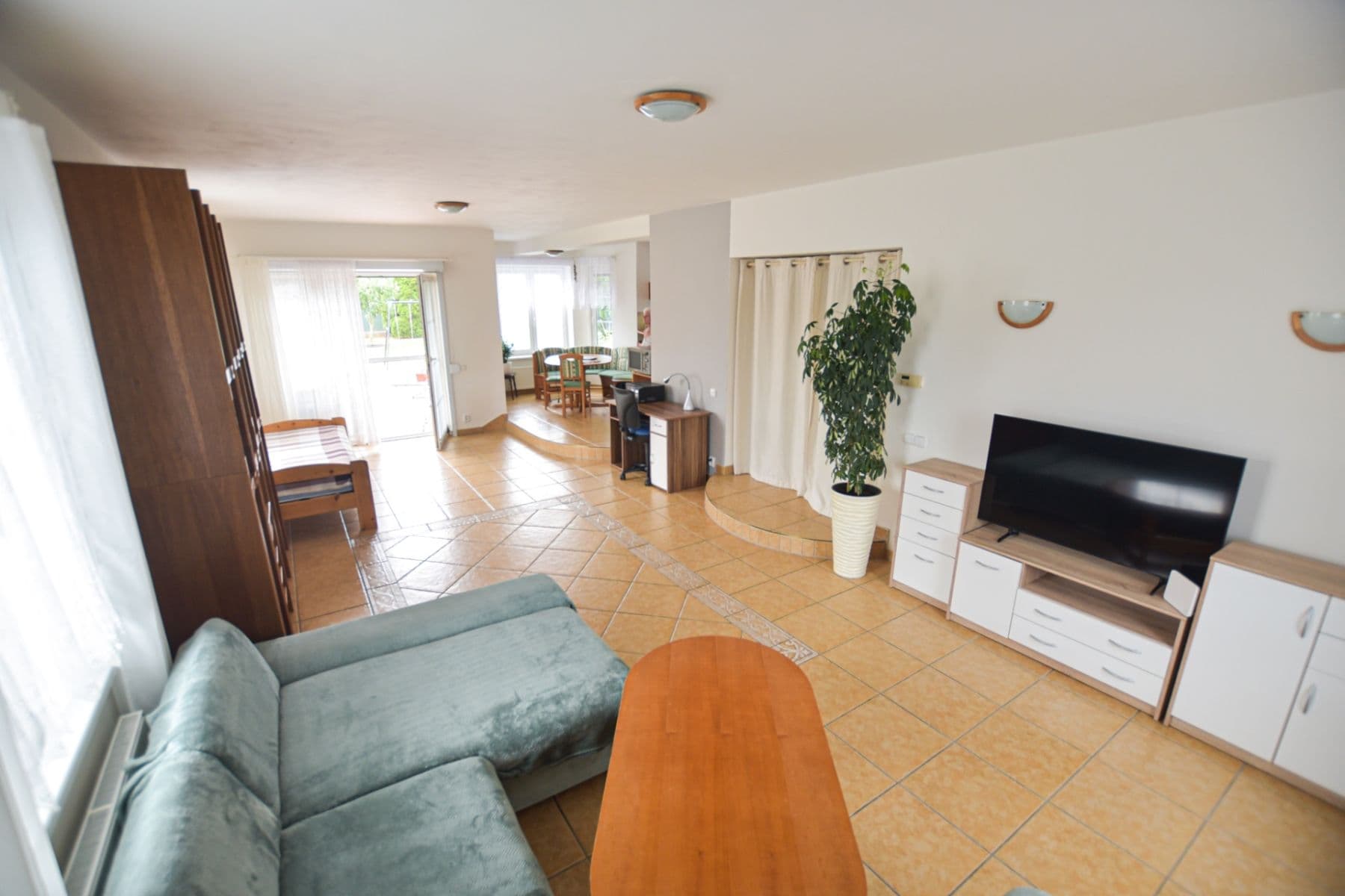 Prodej domu 180 m², pozemek 1.124 m², Nová Ves, Středočeský kraj Prodej domu 180 m², pozemek 1.124 m², Nová Ves, Středočeský kraj