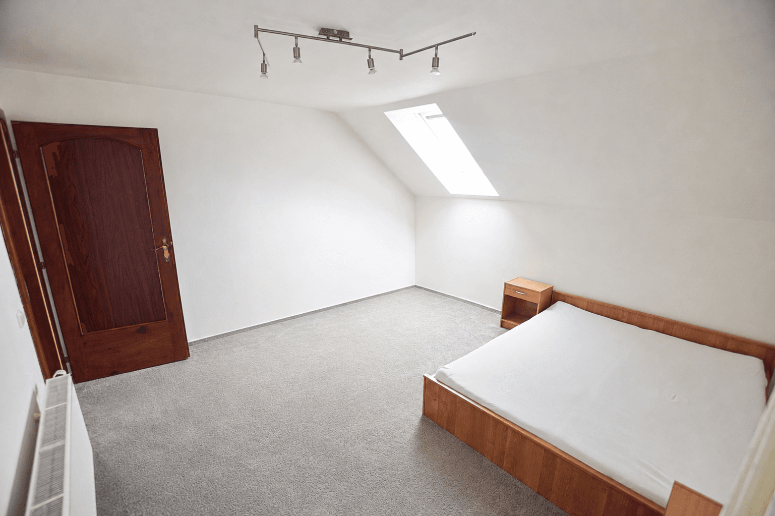 Prodej domu 180 m², pozemek 1.124 m², Nová Ves, Středočeský kraj Prodej domu 180 m², pozemek 1.124 m², Nová Ves, Středočeský kraj
