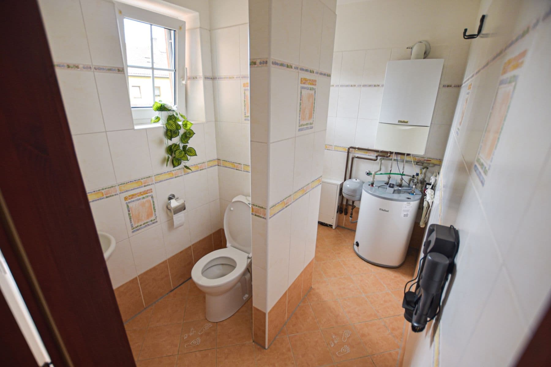 Prodej domu 180 m², pozemek 1.124 m², Nová Ves, Středočeský kraj Prodej domu 180 m², pozemek 1.124 m², Nová Ves, Středočeský kraj