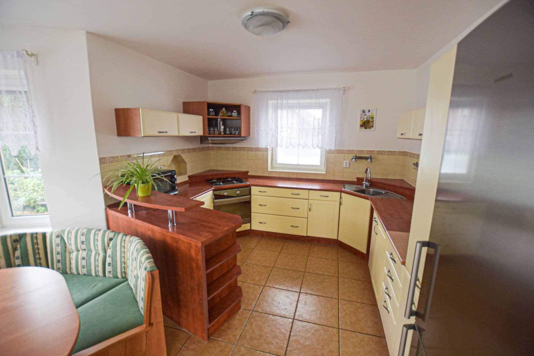 Prodej domu 180 m², pozemek 1.124 m², Nová Ves, Středočeský kraj Prodej domu 180 m², pozemek 1.124 m², Nová Ves, Středočeský kraj