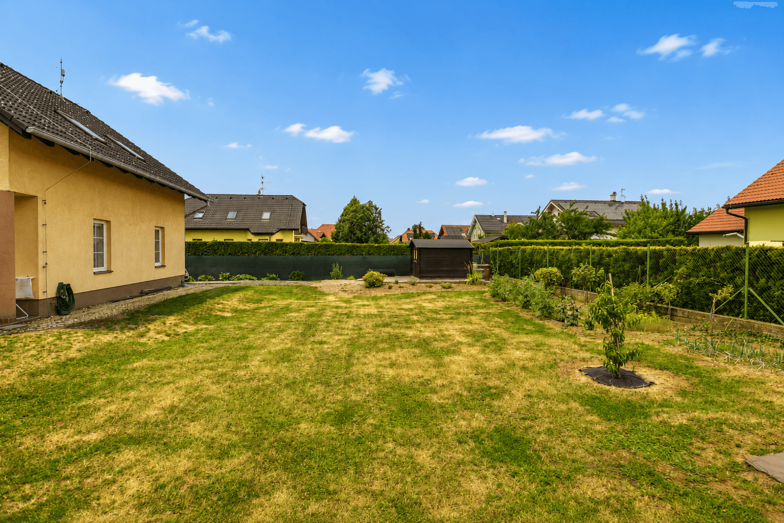 Prodej domu 180 m², pozemek 1.124 m², Nová Ves, Středočeský kraj Prodej domu 180 m², pozemek 1.124 m², Nová Ves, Středočeský kraj