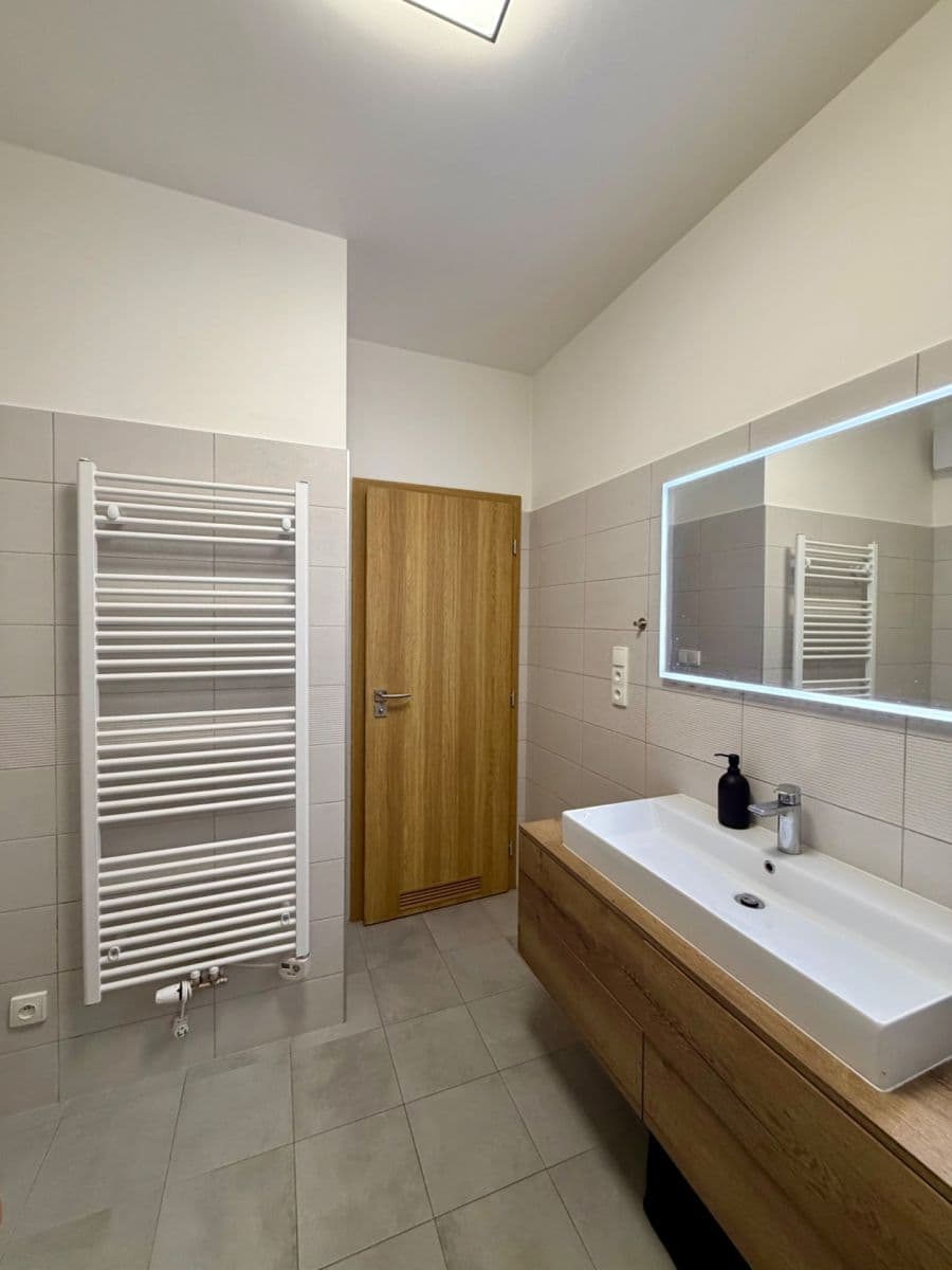 Pronájem bytu 2+kk 65 m², Maru Špačkové, Rakovník, Středočeský kraj Pronájem bytu 2+kk 65 m², Maru Špačkové, Rakovník, Středočeský kraj