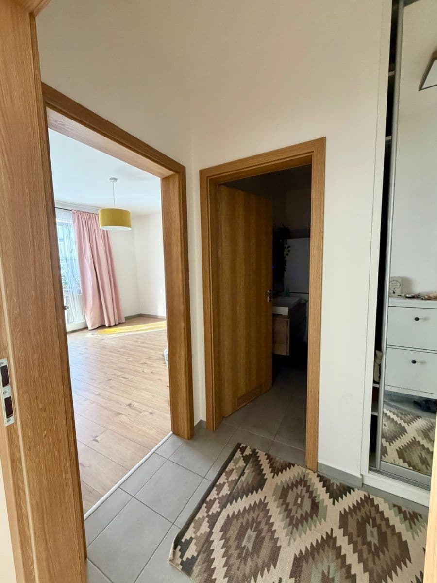 Pronájem bytu 2+kk 65 m², Maru Špačkové, Rakovník, Středočeský kraj Pronájem bytu 2+kk 65 m², Maru Špačkové, Rakovník, Středočeský kraj