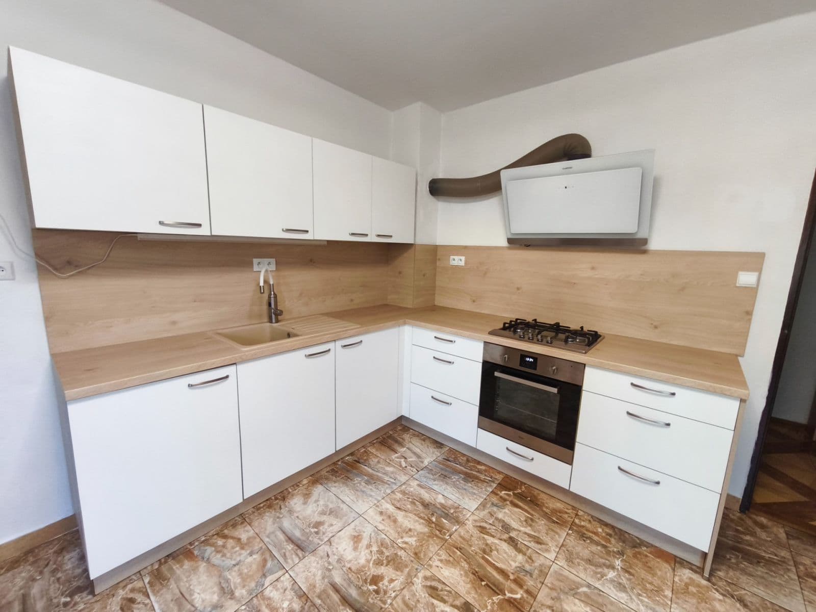 Prodej bytu 2+1 80 m², Havířská, Zastávka, Jihomoravský kraj Prodej bytu 2+1 80 m², Havířská, Zastávka, Jihomoravský kraj