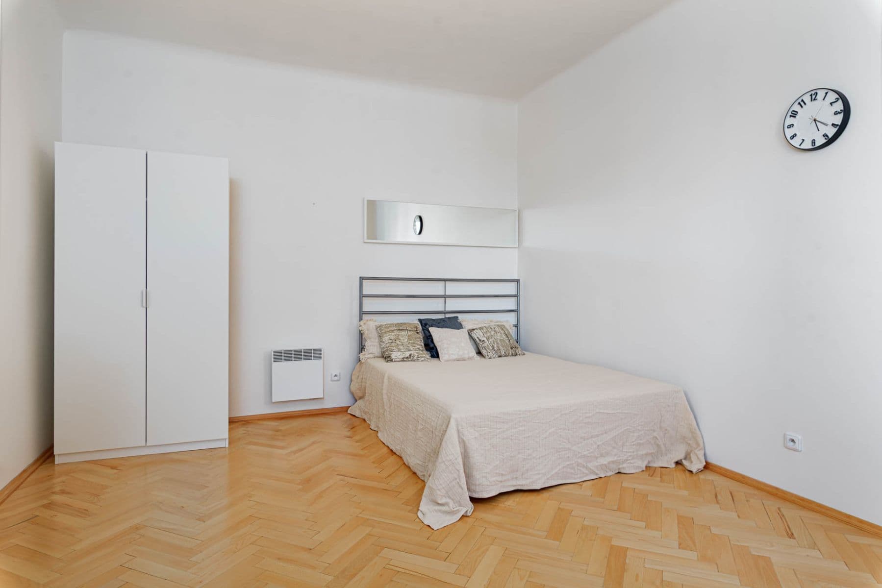 Prodej bytu 1+kk 31 m², Tusarova, Praha, Praha Prodej bytu 1+kk 31 m², Tusarova, Praha, Praha