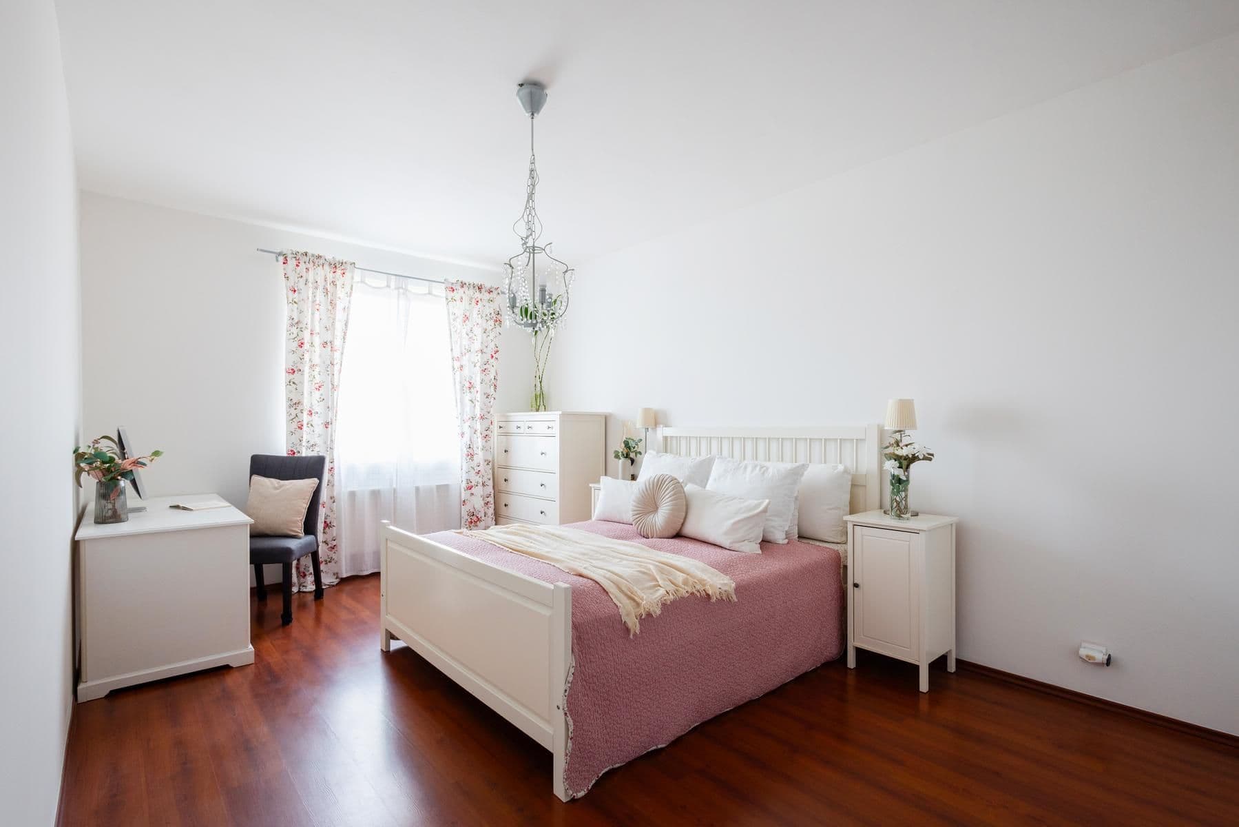 Prodej bytu 3+kk 74 m², Za Devítkou, Jinočany, Středočeský kraj Prodej bytu 3+kk 74 m², Za Devítkou, Jinočany, Středočeský kraj