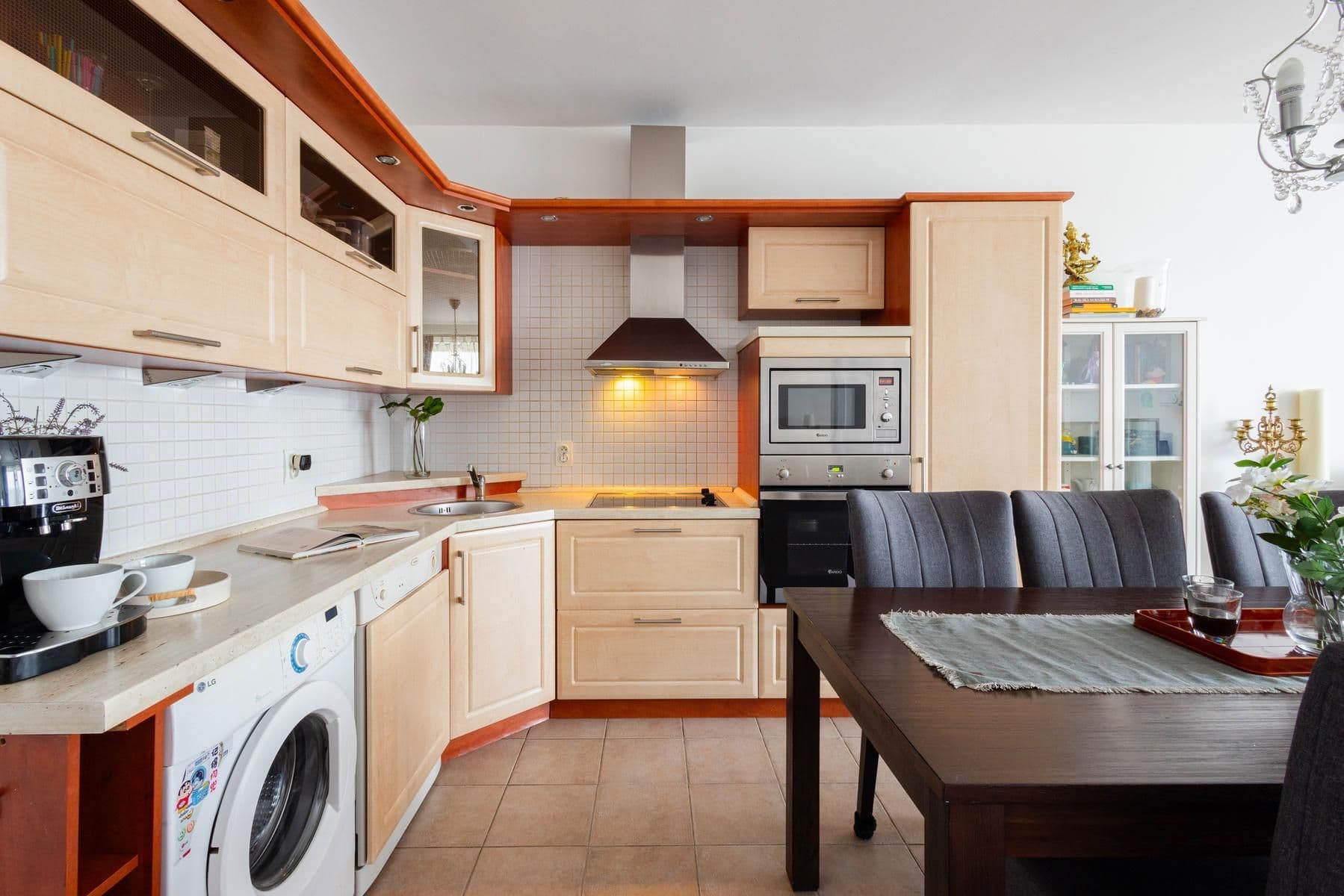 Prodej bytu 3+kk 74 m², Za Devítkou, Jinočany, Středočeský kraj Prodej bytu 3+kk 74 m², Za Devítkou, Jinočany, Středočeský kraj