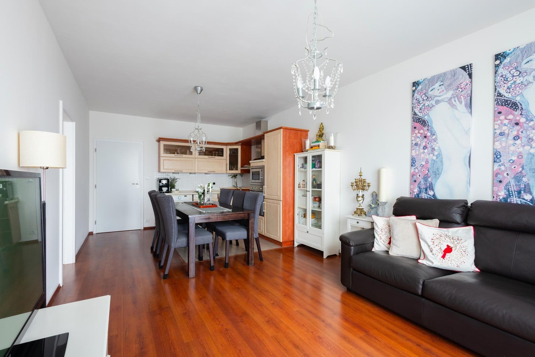 Prodej bytu 3+kk 74 m², Za Devítkou, Jinočany, Středočeský kraj Prodej bytu 3+kk 74 m², Za Devítkou, Jinočany, Středočeský kraj