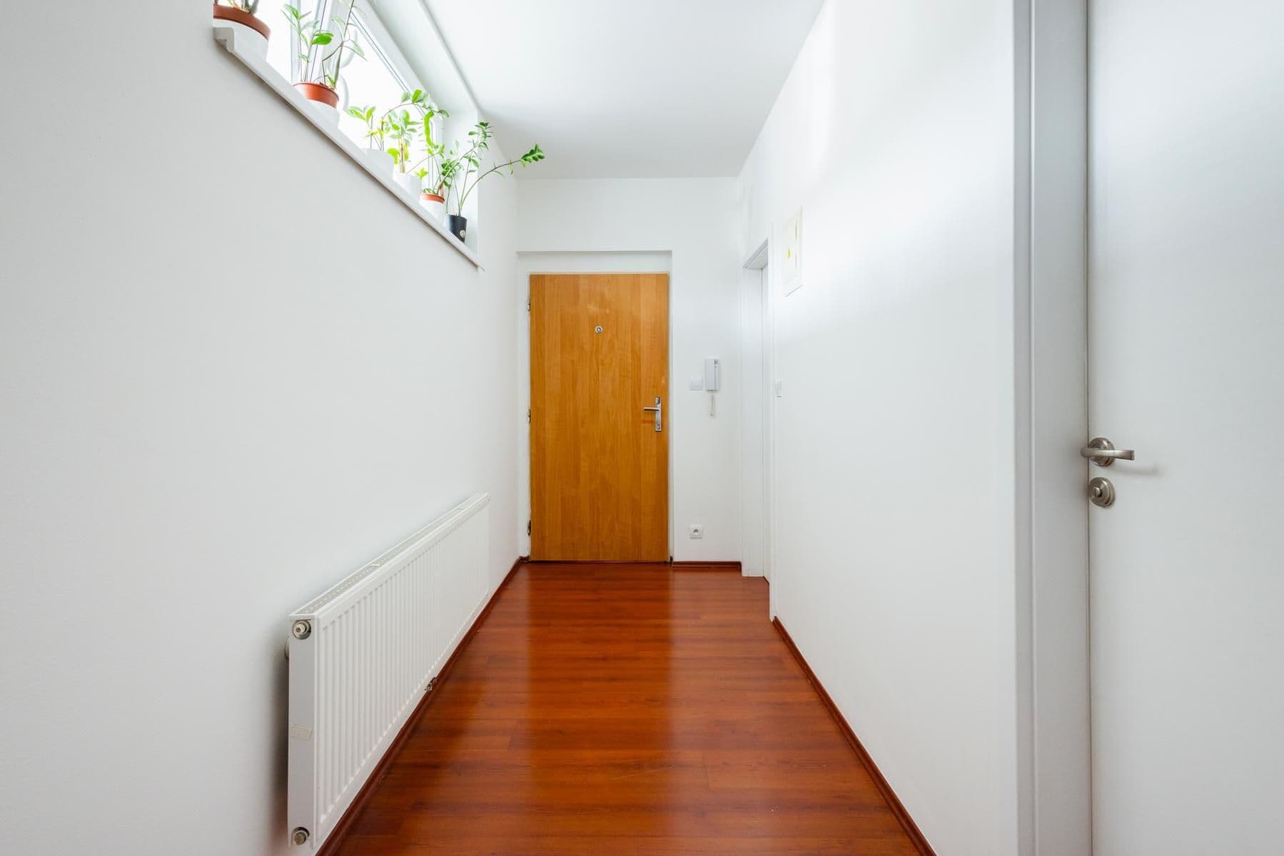 Prodej bytu 3+kk 74 m², Za Devítkou, Jinočany, Středočeský kraj Prodej bytu 3+kk 74 m², Za Devítkou, Jinočany, Středočeský kraj