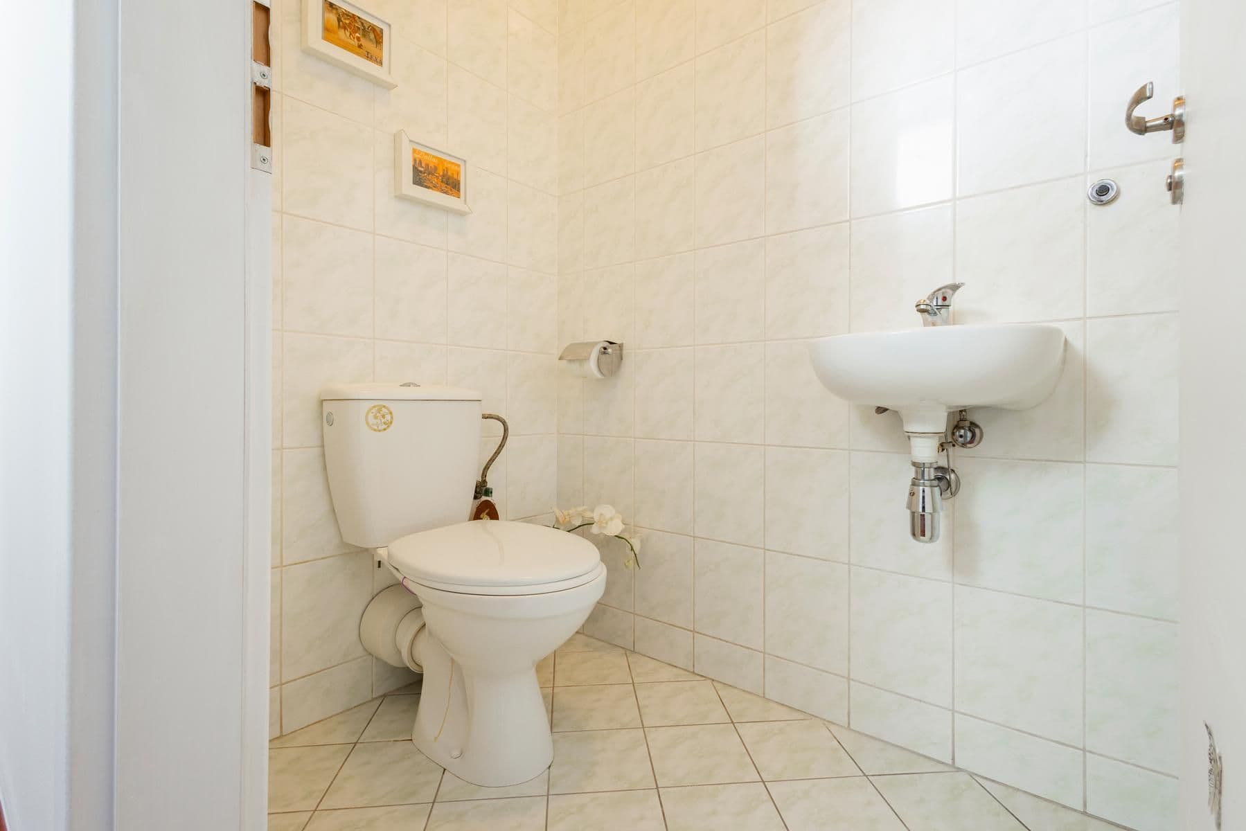 Prodej bytu 3+kk 74 m², Za Devítkou, Jinočany, Středočeský kraj Prodej bytu 3+kk 74 m², Za Devítkou, Jinočany, Středočeský kraj