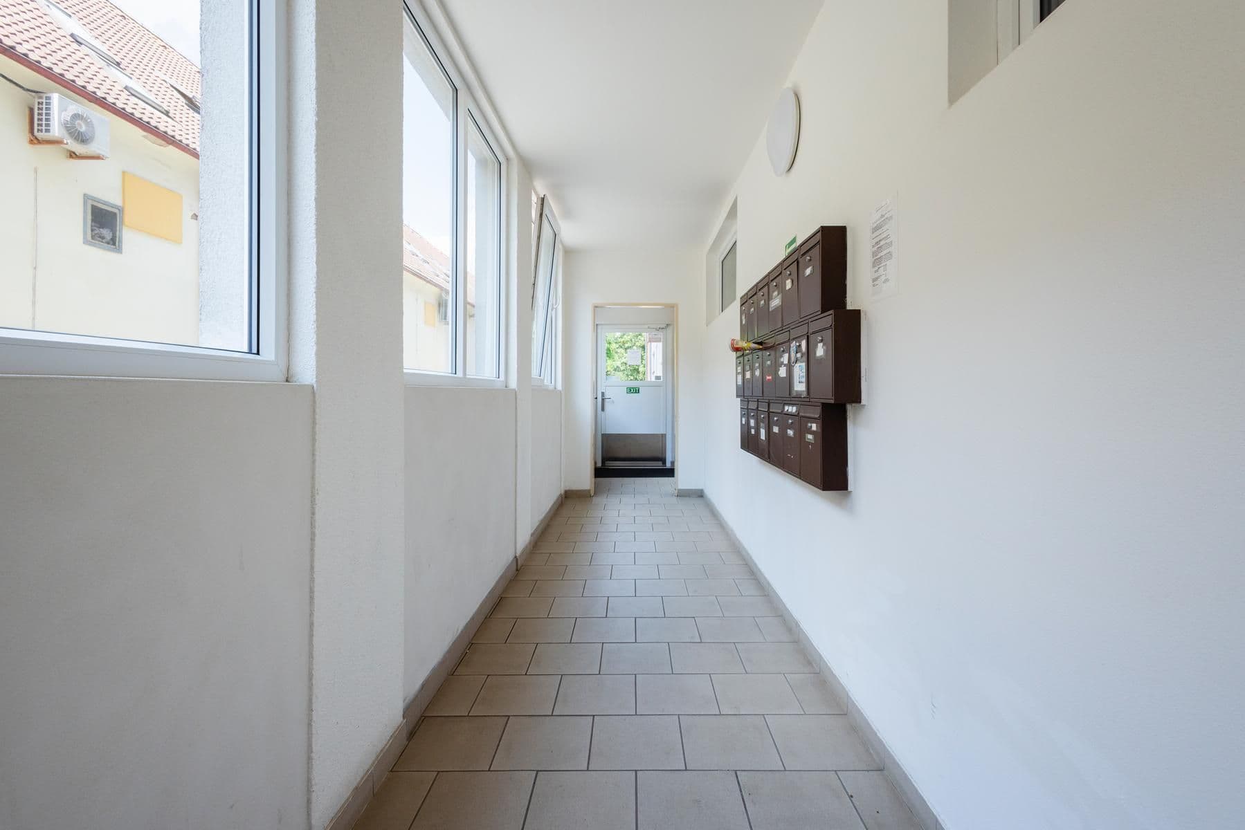 Prodej bytu 3+kk 74 m², Za Devítkou, Jinočany, Středočeský kraj Prodej bytu 3+kk 74 m², Za Devítkou, Jinočany, Středočeský kraj