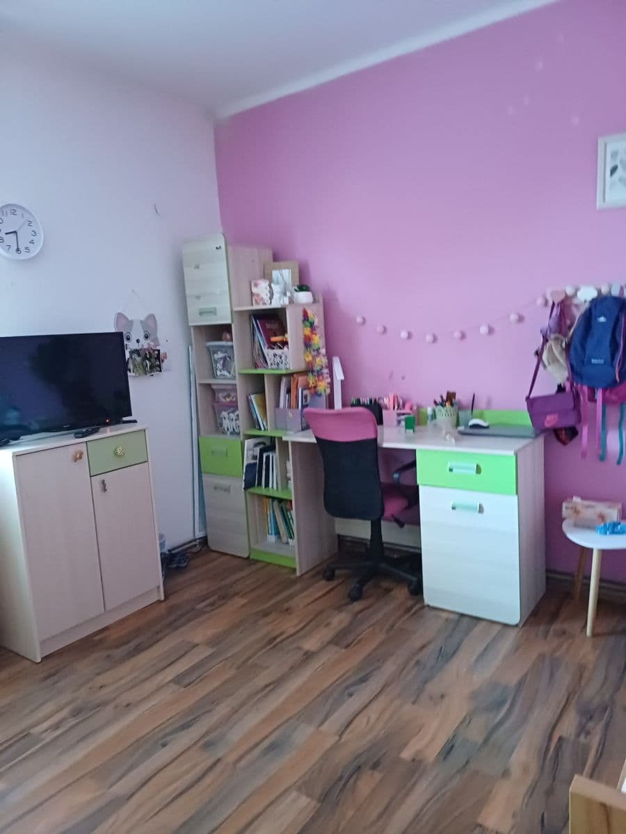 Pronájem bytu 2+1 52 m², Hluboká, Děčín, Ústecký kraj Pronájem bytu 2+1 52 m², Hluboká, Děčín, Ústecký kraj