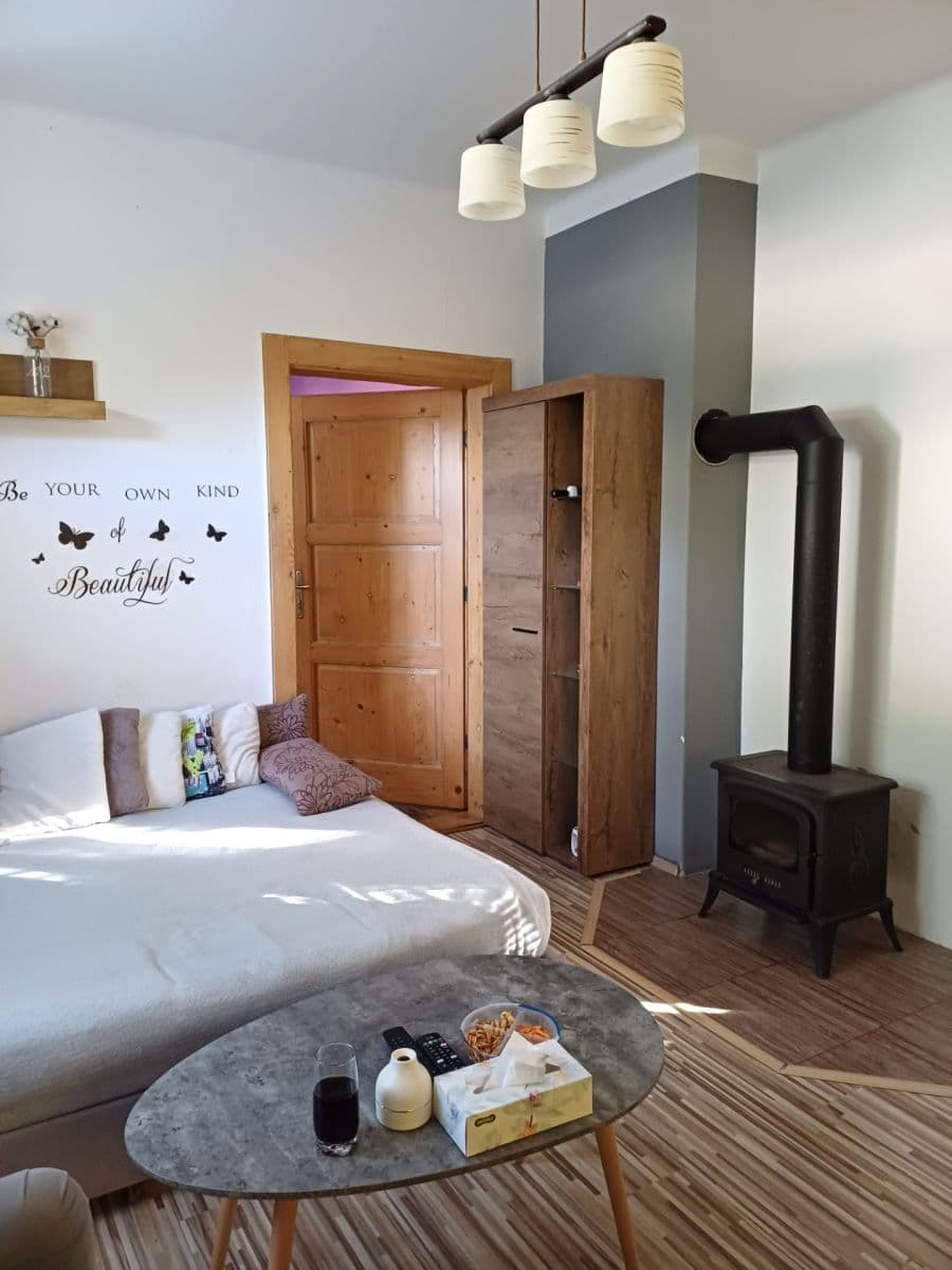 Pronájem bytu 2+1 52 m², Hluboká, Děčín, Ústecký kraj Pronájem bytu 2+1 52 m², Hluboká, Děčín, Ústecký kraj