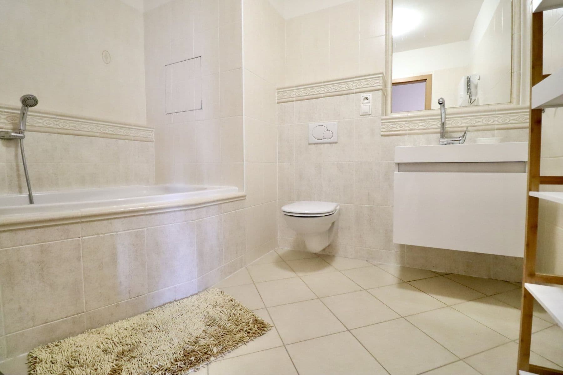 Pronájem bytu 2+kk 64 m², Za zámečkem, Praha, Praha Pronájem bytu 2+kk 64 m², Za zámečkem, Praha, Praha