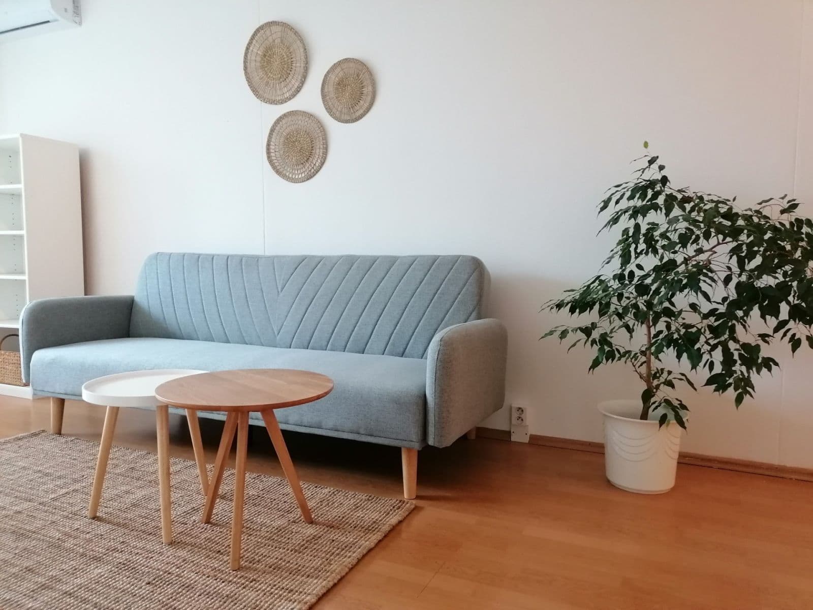 Pronájem bytu 1+1 42 m², Kuzmányho, Košice - mestská časť Staré Mesto, Košický kraj Pronájem bytu 1+1 42 m², Kuzmányho, Košice - mestská časť Staré Mesto, Košický kraj
