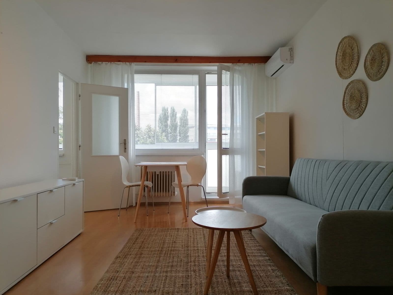 Pronájem bytu 1+1 42 m², Kuzmányho, Košice - mestská časť Staré Mesto, Košický kraj Pronájem bytu 1+1 42 m², Kuzmányho, Košice - mestská časť Staré Mesto, Košický kraj