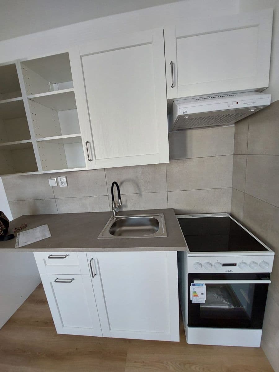 Pronájem bytu 1+kk 33 m², Trocnovská, Tachov, Plzeňský kraj Pronájem bytu 1+kk 33 m², Trocnovská, Tachov, Plzeňský kraj