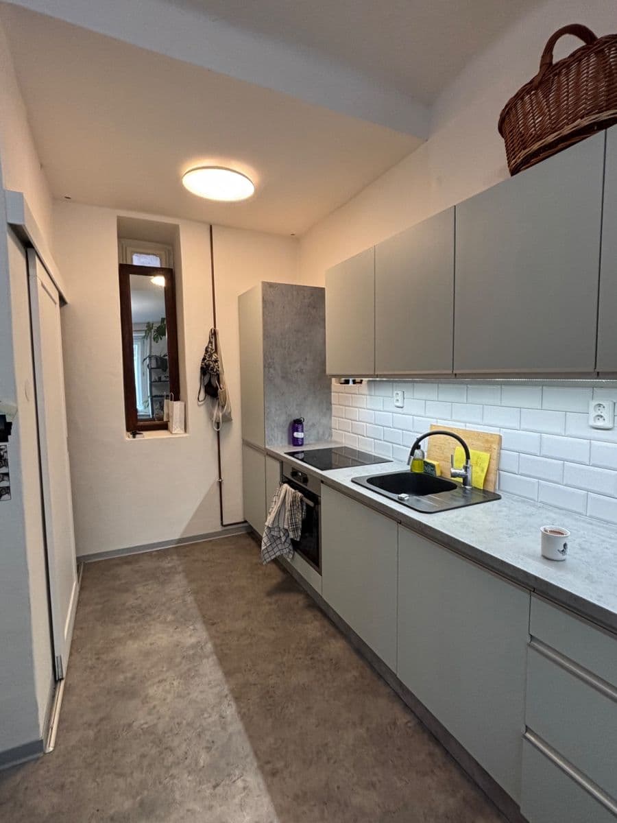 Prodej bytu 2+kk 44 m², Sportovní, Praha, Praha Prodej bytu 2+kk 44 m², Sportovní, Praha, Praha