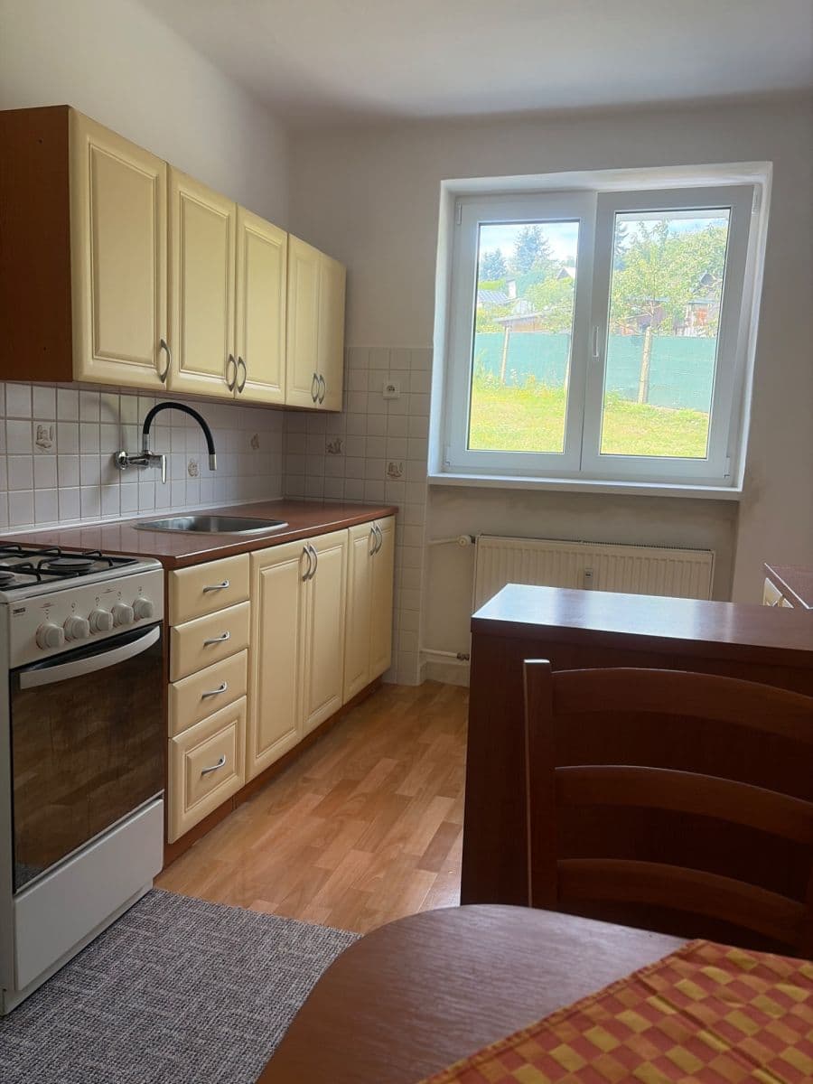 Prodej bytu 2+1 63 m², Májová, Meziboří, Ústecký kraj Prodej bytu 2+1 63 m², Májová, Meziboří, Ústecký kraj