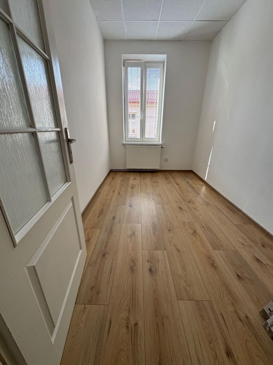 Pronájem bytu 2+kk 48 m², Kravařská, Ostrava, Moravskoslezský kraj Pronájem bytu 2+kk 48 m², Kravařská, Ostrava, Moravskoslezský kraj