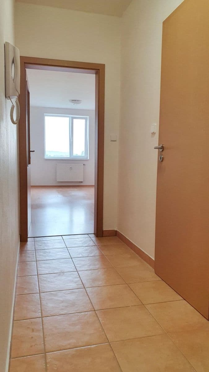 Pronájem bytu 2+kk 38 m², Donínská, Praha, Praha Pronájem bytu 2+kk 38 m², Donínská, Praha, Praha