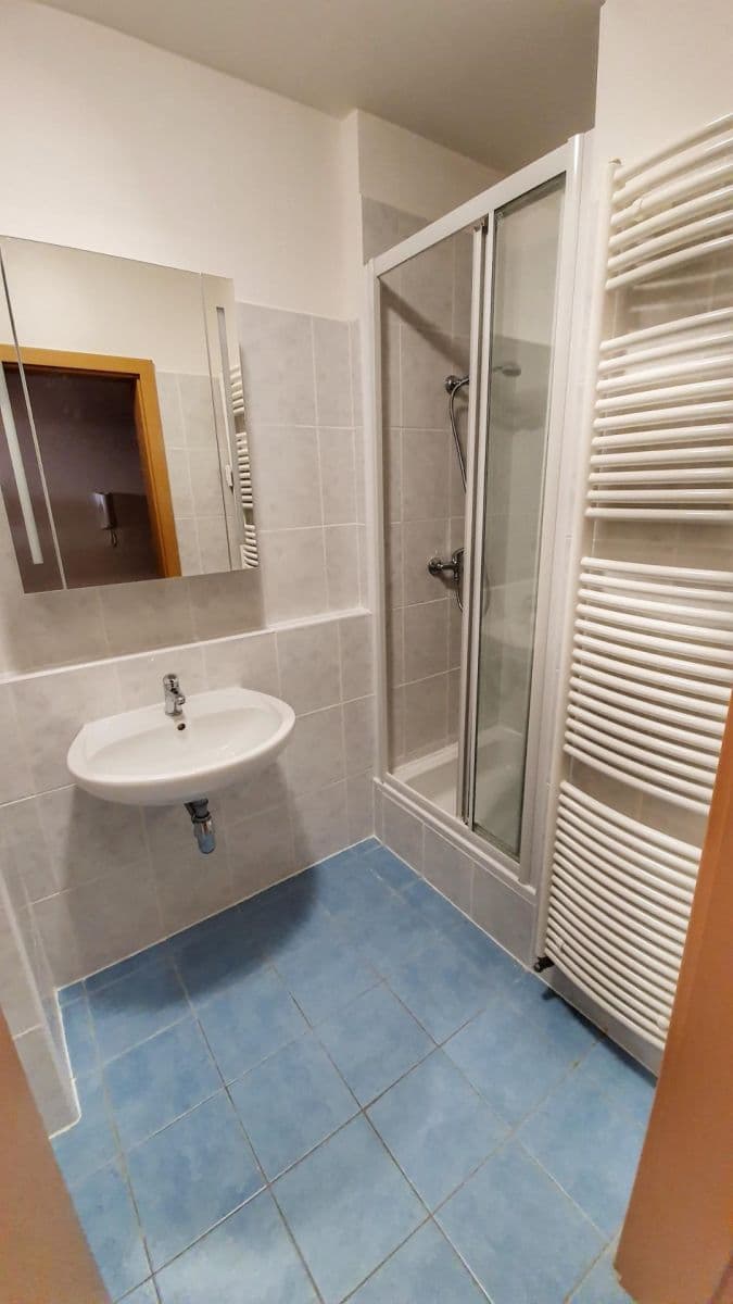 Pronájem bytu 2+kk 38 m², Donínská, Praha, Praha Pronájem bytu 2+kk 38 m², Donínská, Praha, Praha