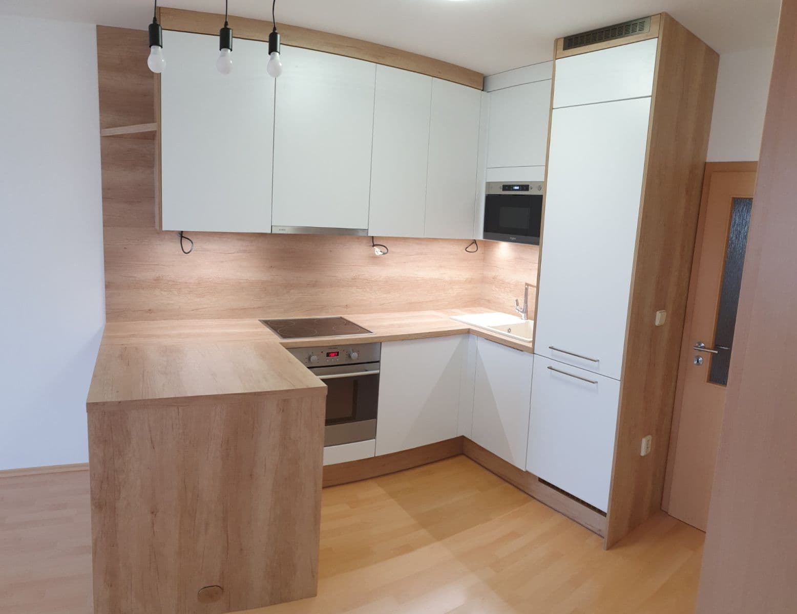 Pronájem bytu 2+kk 38 m², Donínská, Praha, Praha Pronájem bytu 2+kk 38 m², Donínská, Praha, Praha