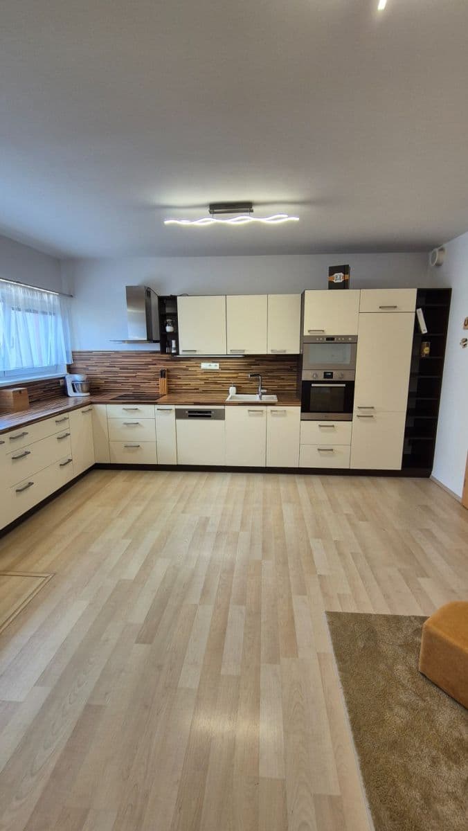 Pronájem bytu 3+kk 60 m², Pavla Beneše, Praha, Praha Pronájem bytu 3+kk 60 m², Pavla Beneše, Praha, Praha