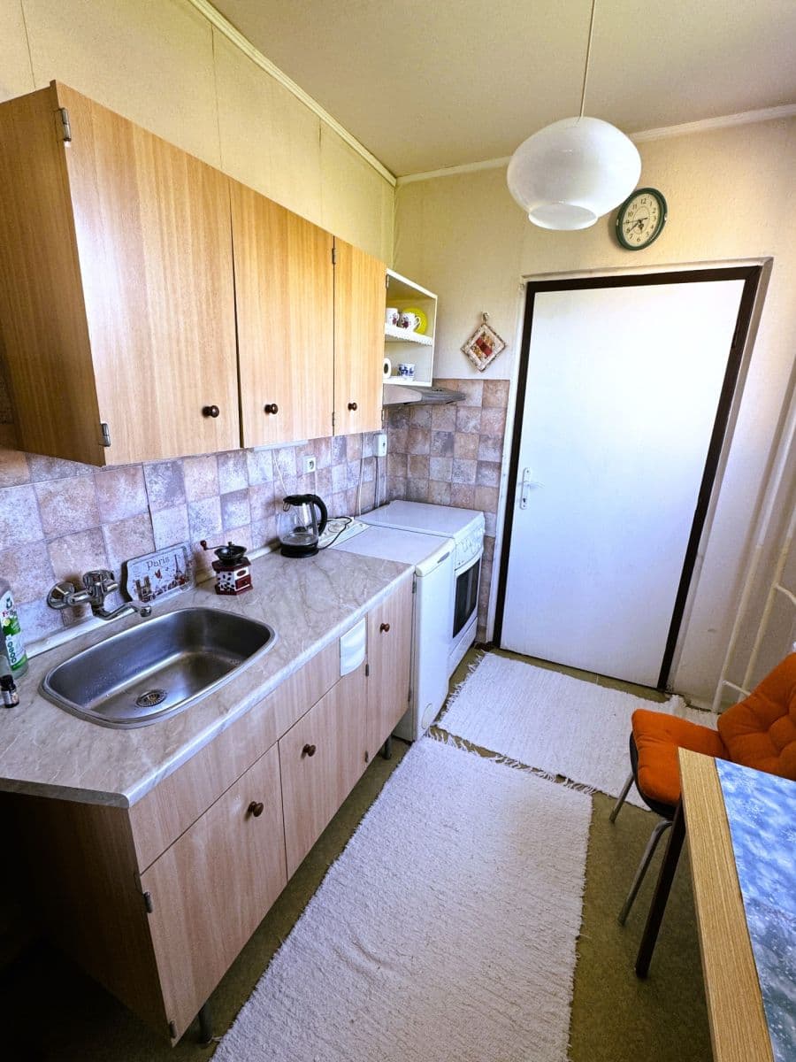 Prodej bytu 2+kk 47 m², Kozmíkova, Praha, Praha Prodej bytu 2+kk 47 m², Kozmíkova, Praha, Praha