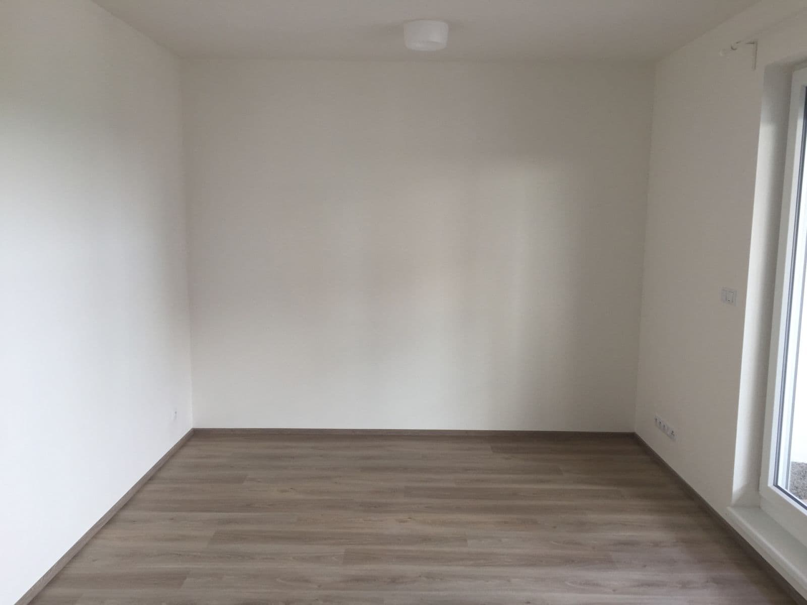 Prodej bytu 1+kk 29 m², Hlučkova, Praha, Praha Prodej bytu 1+kk 29 m², Hlučkova, Praha, Praha