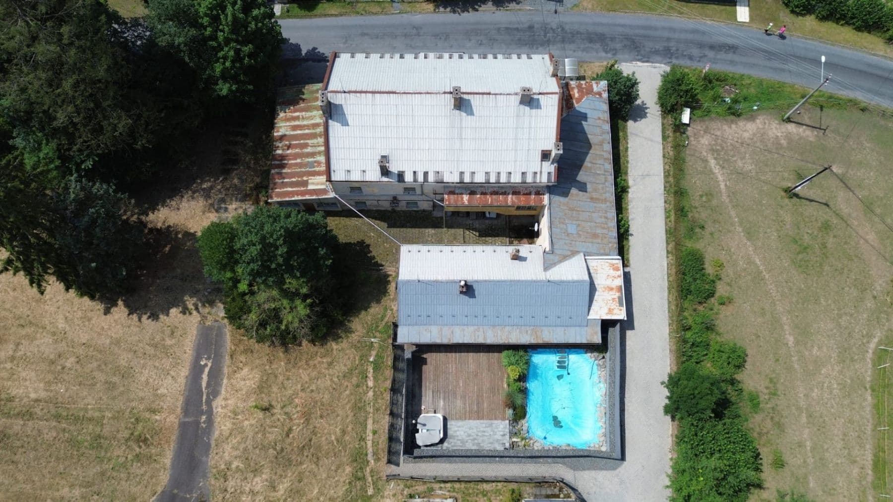 Prodej nebytového prostoru 11.580 m², Šternberk, Olomoucký kraj Prodej nebytového prostoru 11.580 m², Šternberk, Olomoucký kraj