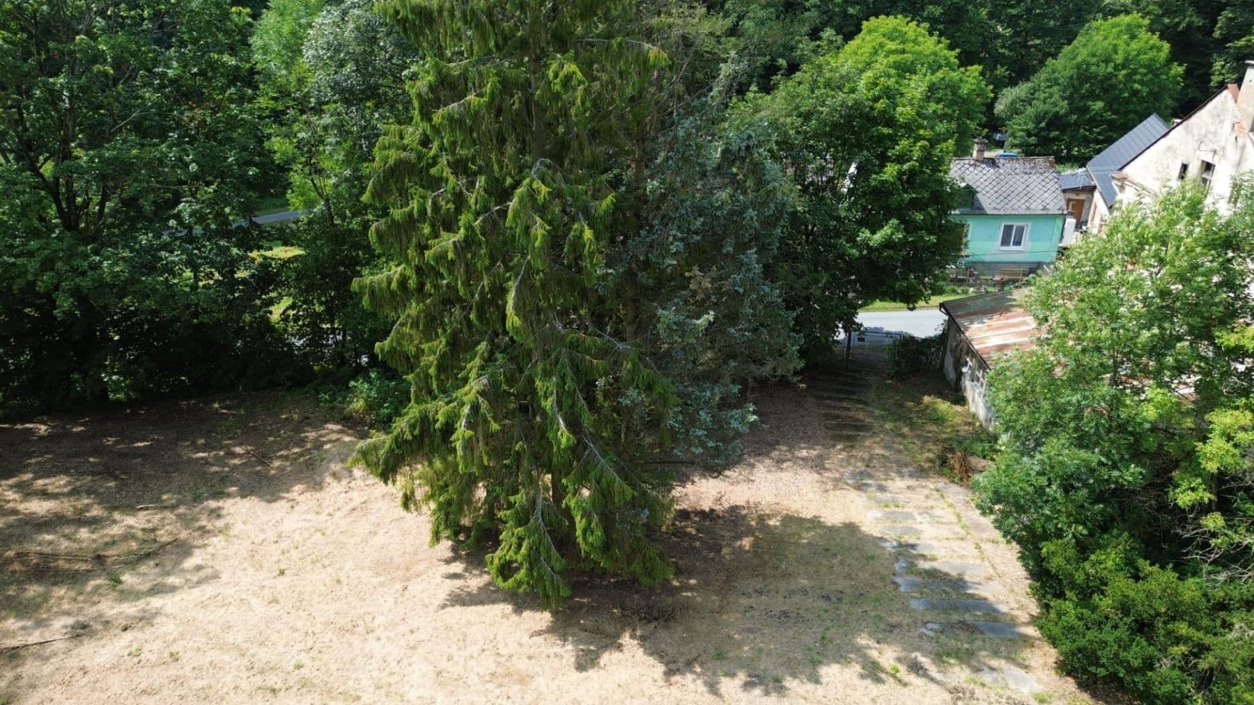 Prodej nebytového prostoru 11.580 m², Šternberk, Olomoucký kraj Prodej nebytového prostoru 11.580 m², Šternberk, Olomoucký kraj
