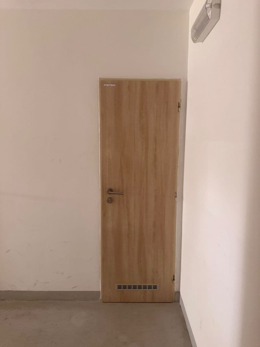 Pronájem bytu 2+kk 52 m², Jaroslava Holečka, Kladno, Středočeský kraj Pronájem bytu 2+kk 52 m², Jaroslava Holečka, Kladno, Středočeský kraj