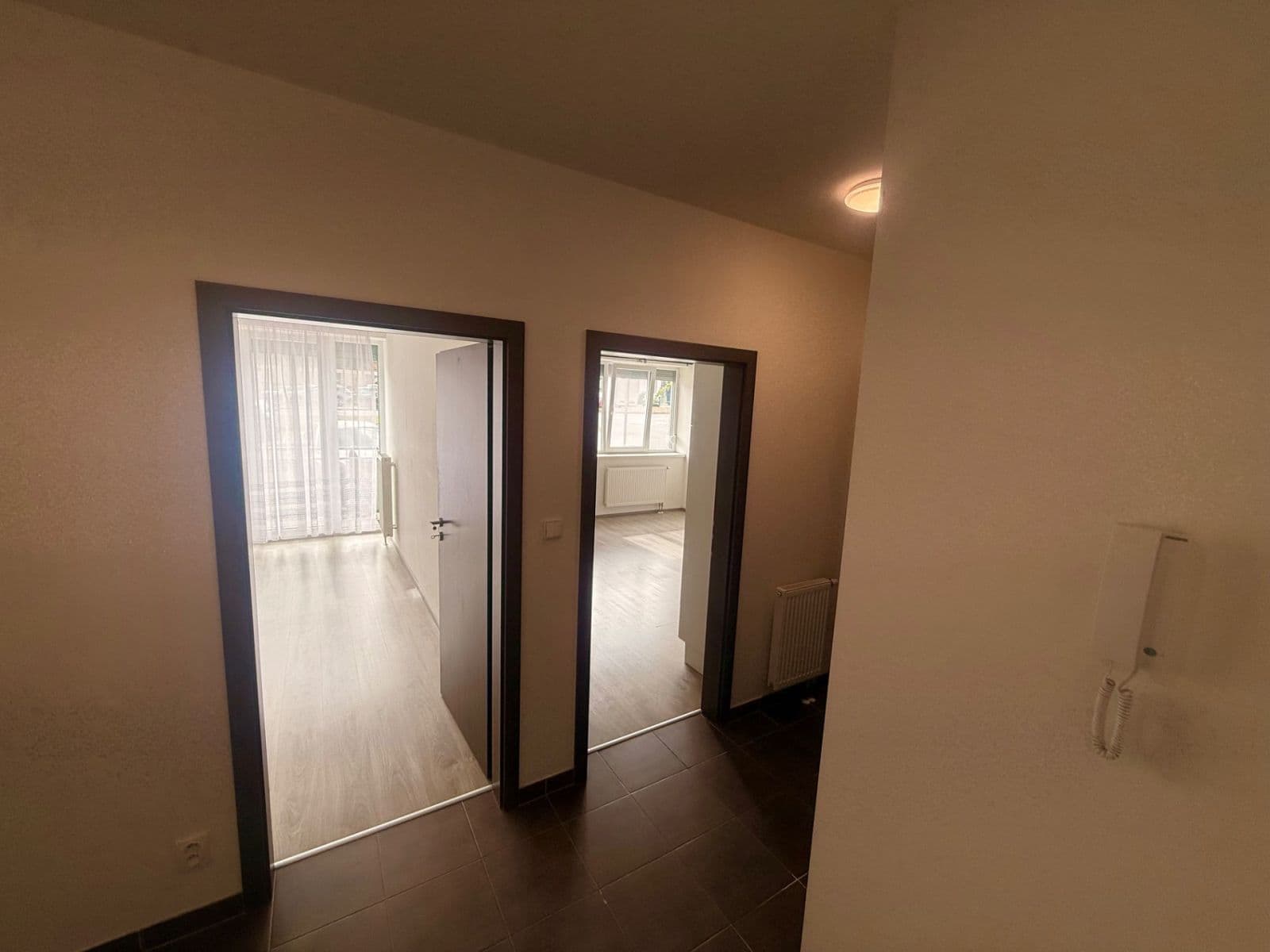 Pronájem bytu 2+kk 52 m², Jaroslava Holečka, Kladno, Středočeský kraj Pronájem bytu 2+kk 52 m², Jaroslava Holečka, Kladno, Středočeský kraj