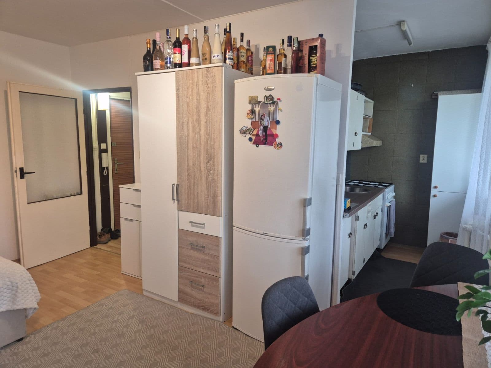 Pronájem bytu 1+kk 26 m², Všehlušická, Slaný, Středočeský kraj Pronájem bytu 1+kk 26 m², Všehlušická, Slaný, Středočeský kraj