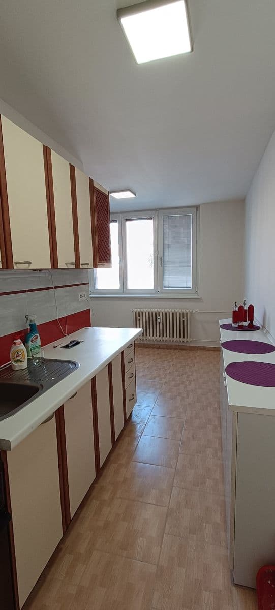 Pronájem bytu 2+1 60 m², Letovická, Brno, Jihomoravský kraj Pronájem bytu 2+1 60 m², Letovická, Brno, Jihomoravský kraj