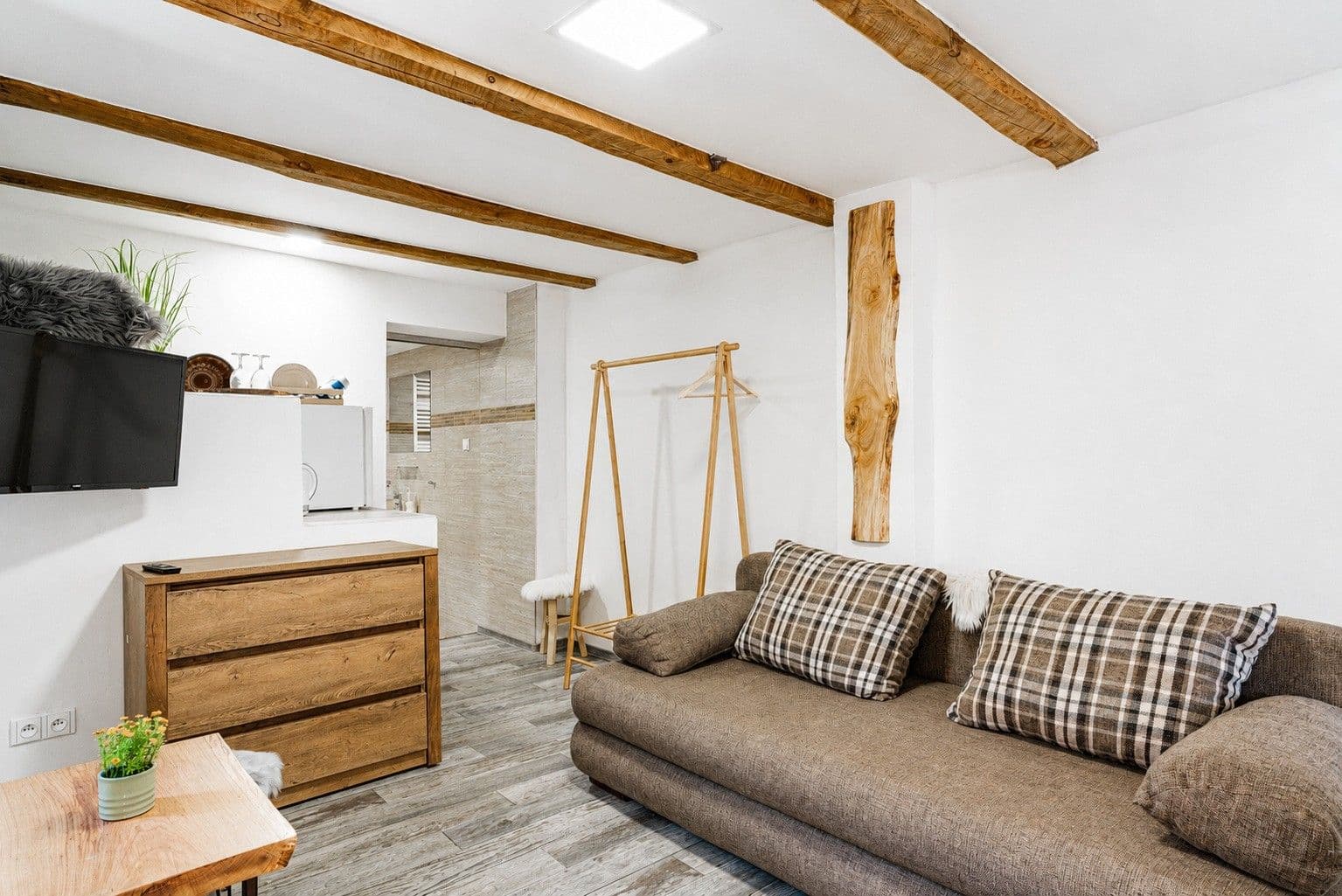 Prodej domu 149 m², pozemek 285 m², Hlavní, Hlohovec, Jihomoravský kraj Prodej domu 149 m², pozemek 285 m², Hlavní, Hlohovec, Jihomoravský kraj