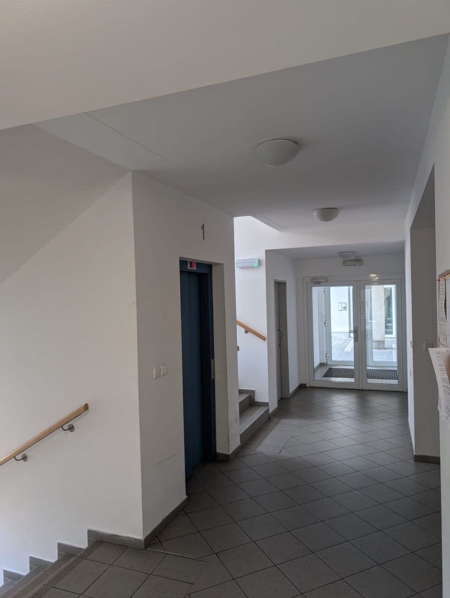 Pronájem bytu 2+kk 52 m², Názovská, Praha, Praha Pronájem bytu 2+kk 52 m², Názovská, Praha, Praha