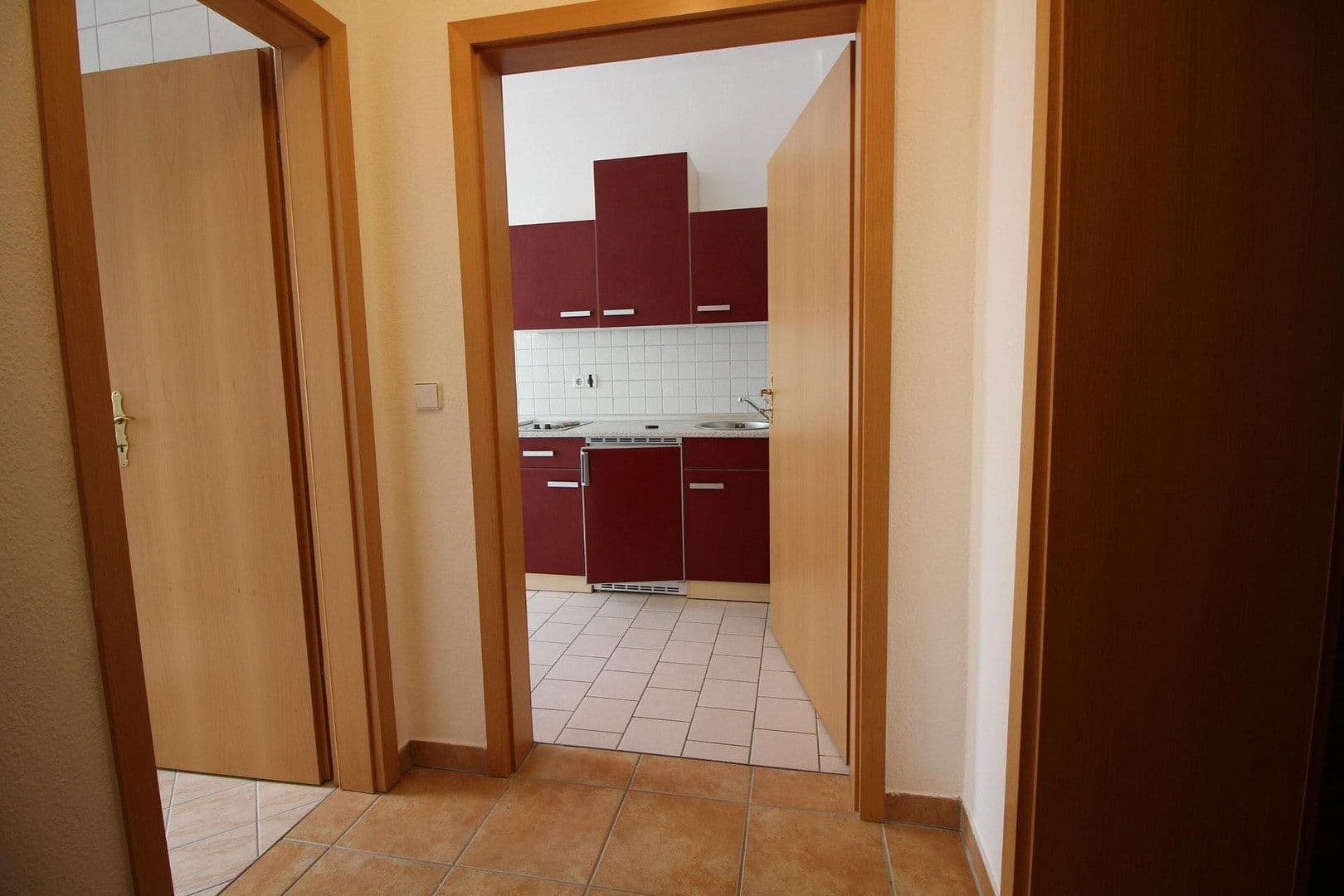 Pronájem bytu 1+1 36 m², Magdeburg, Sasko-Anhaltsko Pronájem bytu 1+1 36 m², Magdeburg, Sasko-Anhaltsko