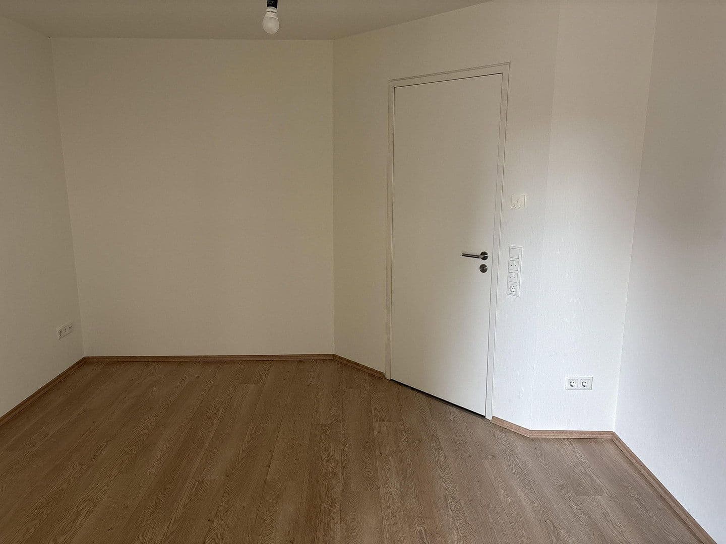 Pronájem bytu 3+1 68 m², Legden, Severní Porýní-Vestfálsko Pronájem bytu 3+1 68 m², Legden, Severní Porýní-Vestfálsko