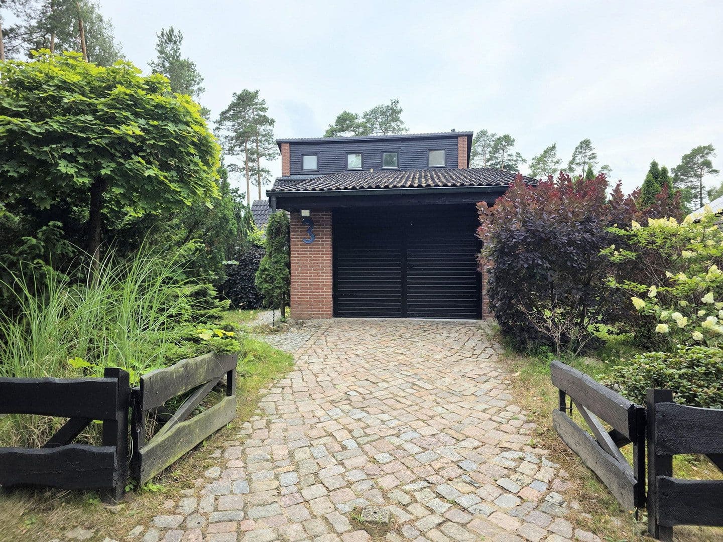 Prodej domu 125 m², pozemek 1.100 m², Bleckede, Dolní Sasko Prodej domu 125 m², pozemek 1.100 m², Bleckede, Dolní Sasko