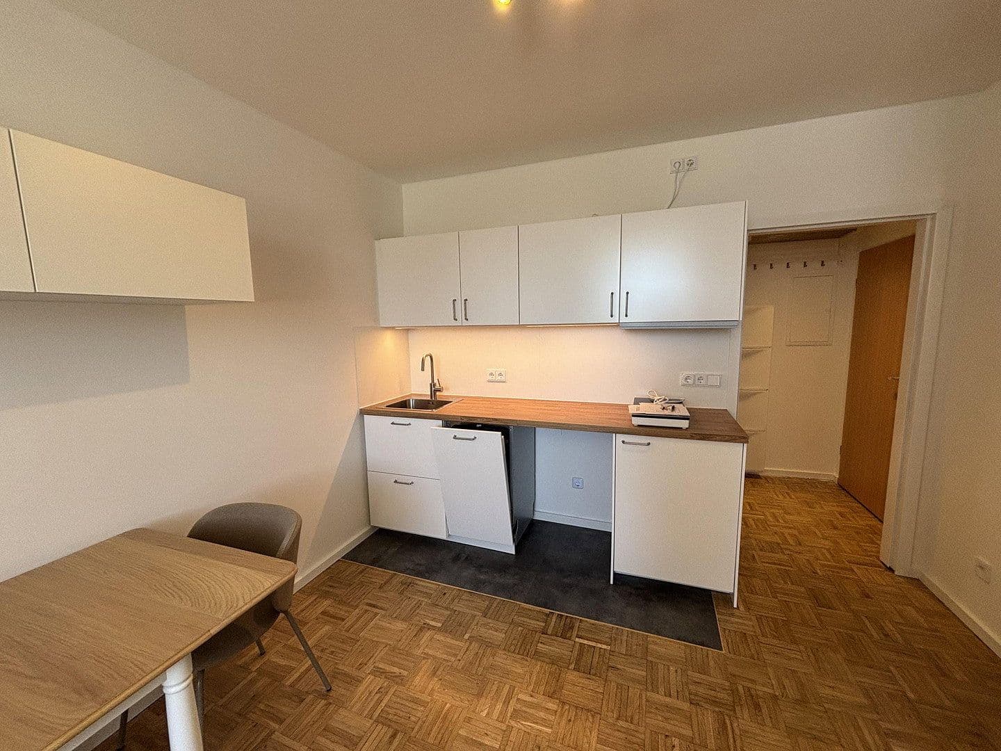 Pronájem bytu 1+1 22 m², München, Bavorsko Pronájem bytu 1+1 22 m², München, Bavorsko