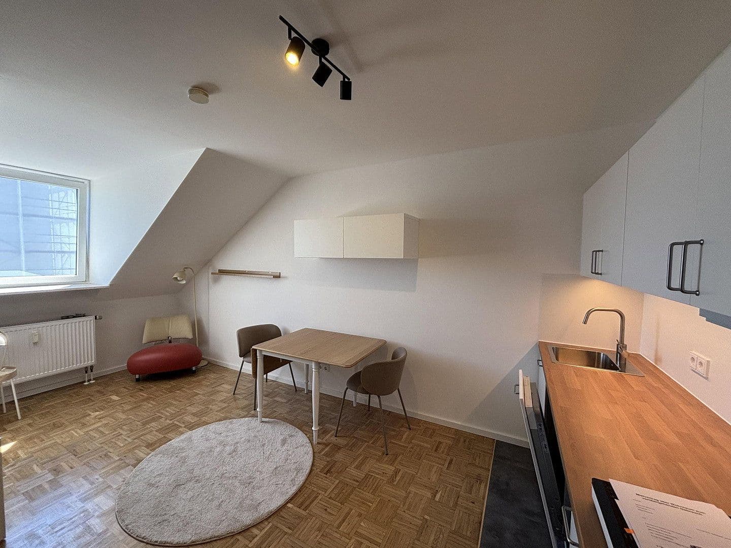 Pronájem bytu 1+1 22 m², München, Bavorsko Pronájem bytu 1+1 22 m², München, Bavorsko