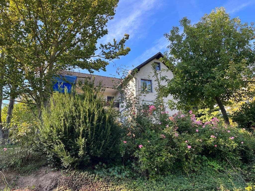 Prodej domu 240 m², pozemek 744 m², Elze, Dolní Sasko Prodej domu 240 m², pozemek 744 m², Elze, Dolní Sasko