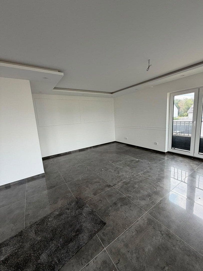Pronájem bytu 5+1 142 m², Rodenbach, Hessen Pronájem bytu 5+1 142 m², Rodenbach, Hessen