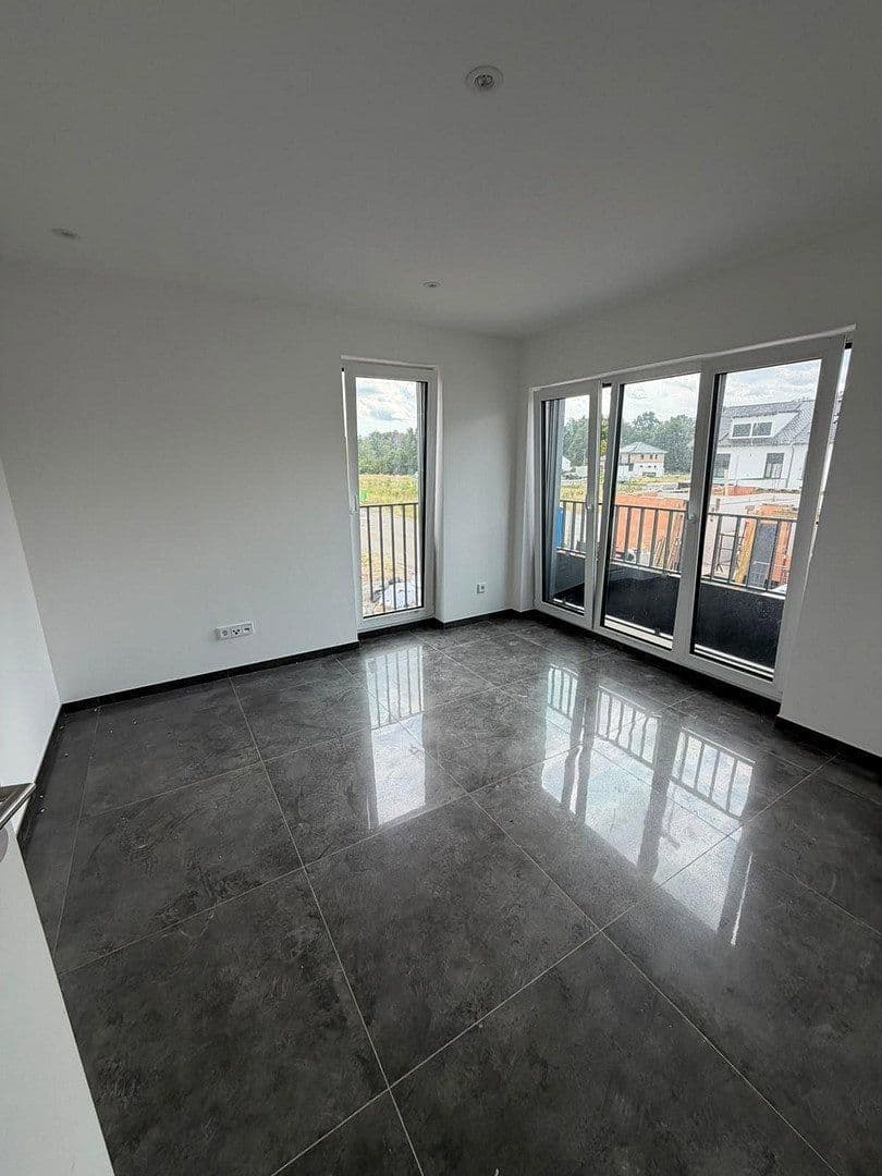 Pronájem bytu 5+1 142 m², Rodenbach, Hessen Pronájem bytu 5+1 142 m², Rodenbach, Hessen