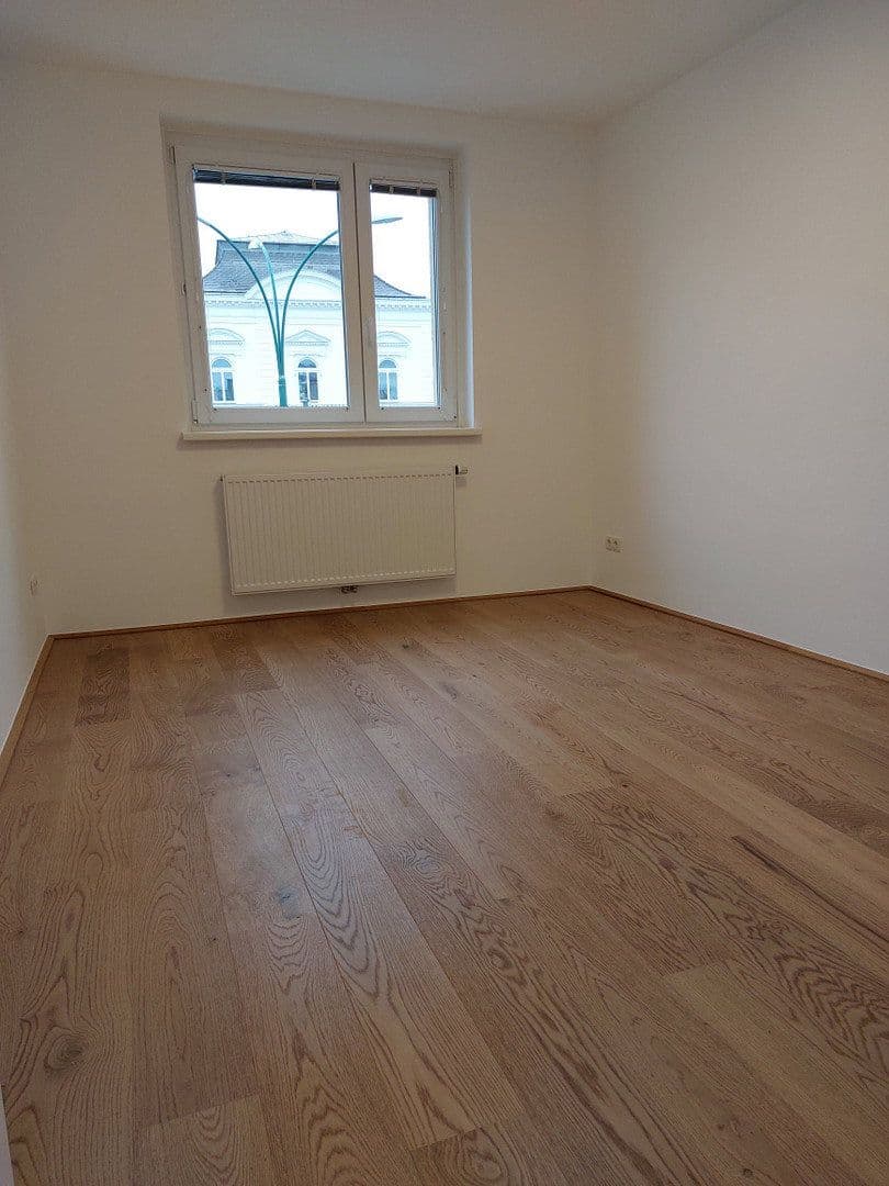 Pronájem bytu 3+1 70 m², Nußdorfer Platz 1-2A, Wien, Wien Pronájem bytu 3+1 70 m², Nußdorfer Platz 1-2A, Wien, Wien